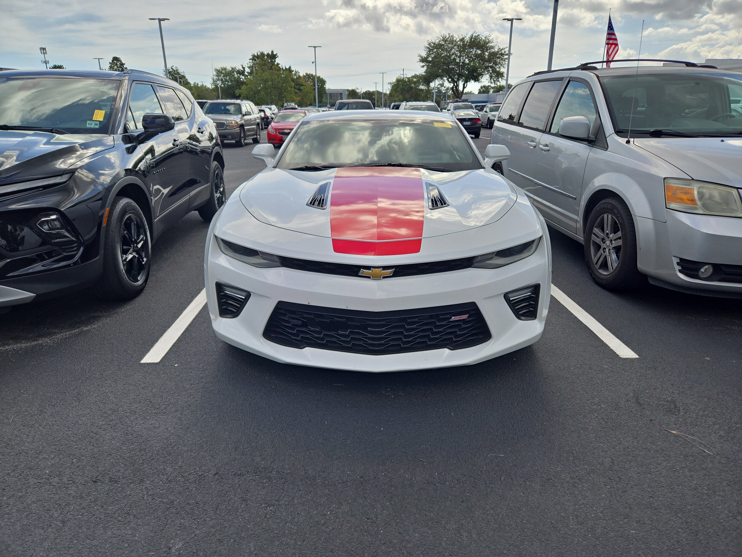 2017 Chevrolet Camaro 2SS photo 3
