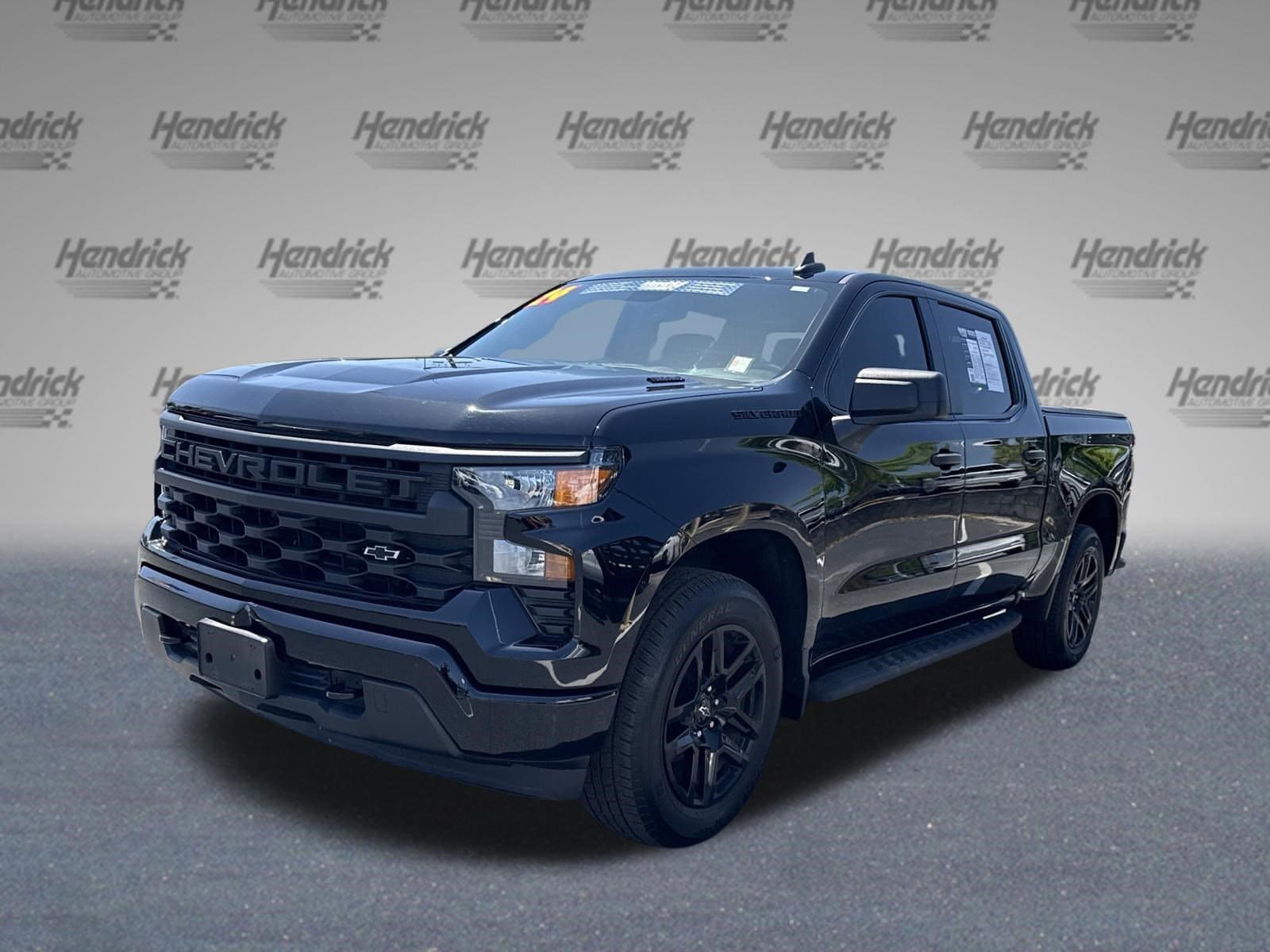 2024 Chevrolet Silverado 1500 Custom photo 4
