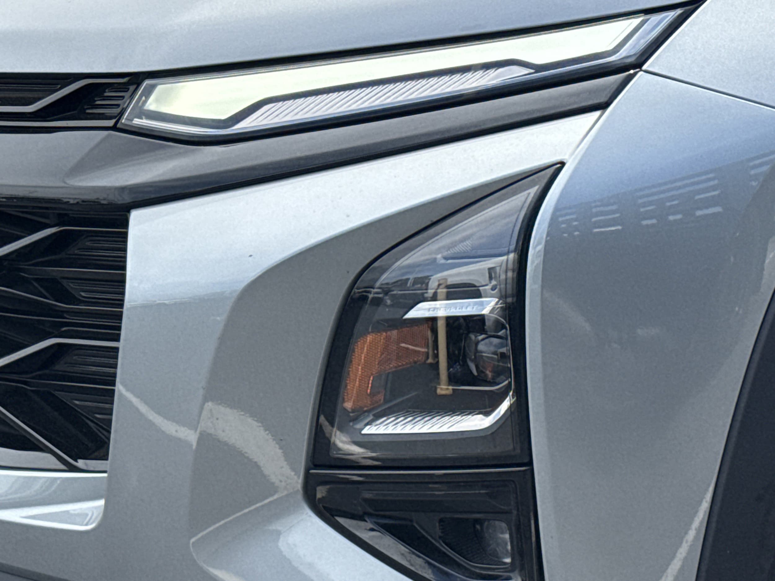 2025 Chevrolet Equinox FWD RS photo 5