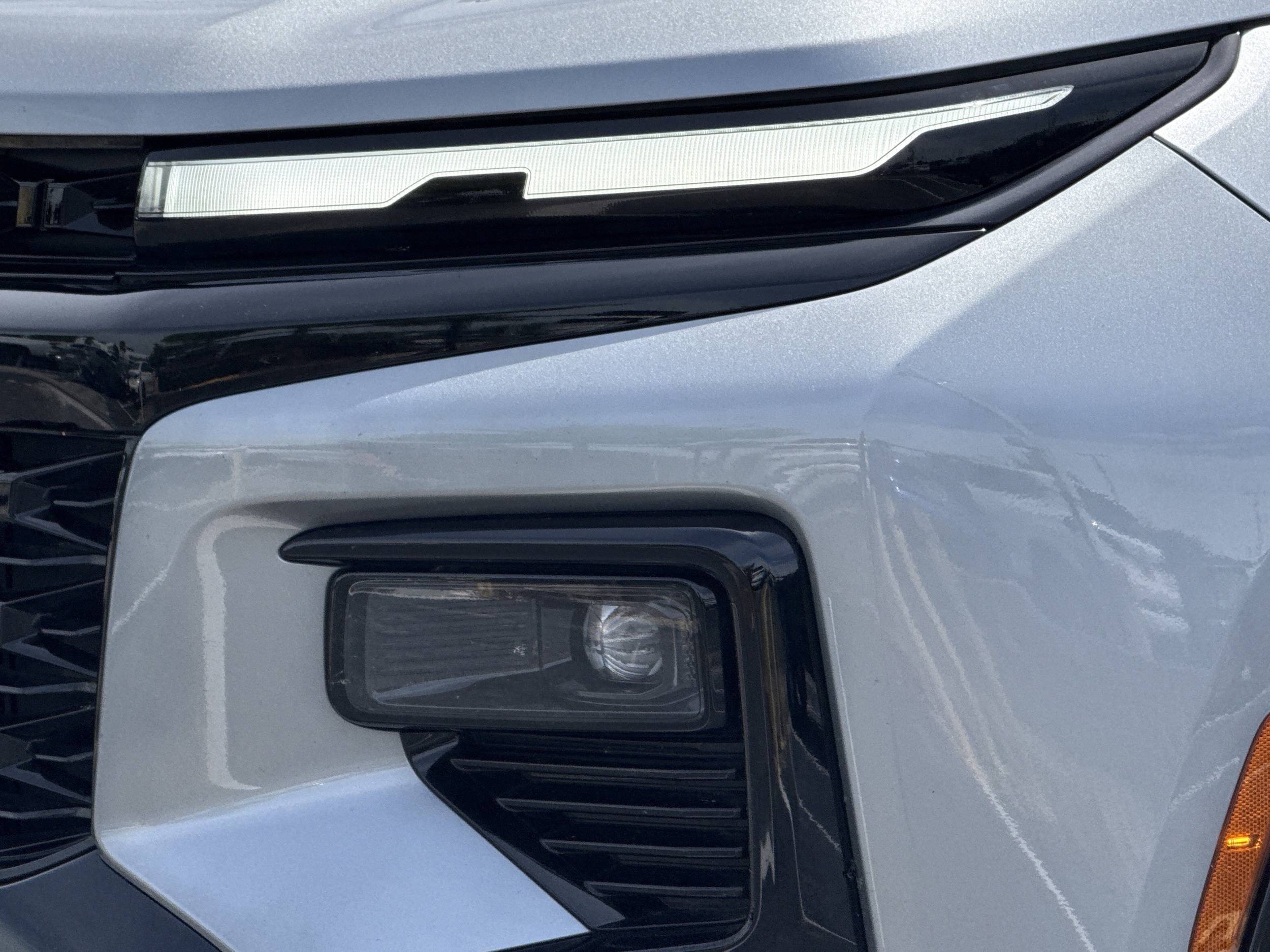 2026 Chevrolet Traverse FWD RS photo 5