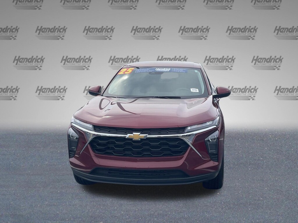 Used 2025 Chevrolet Trax LS SUV