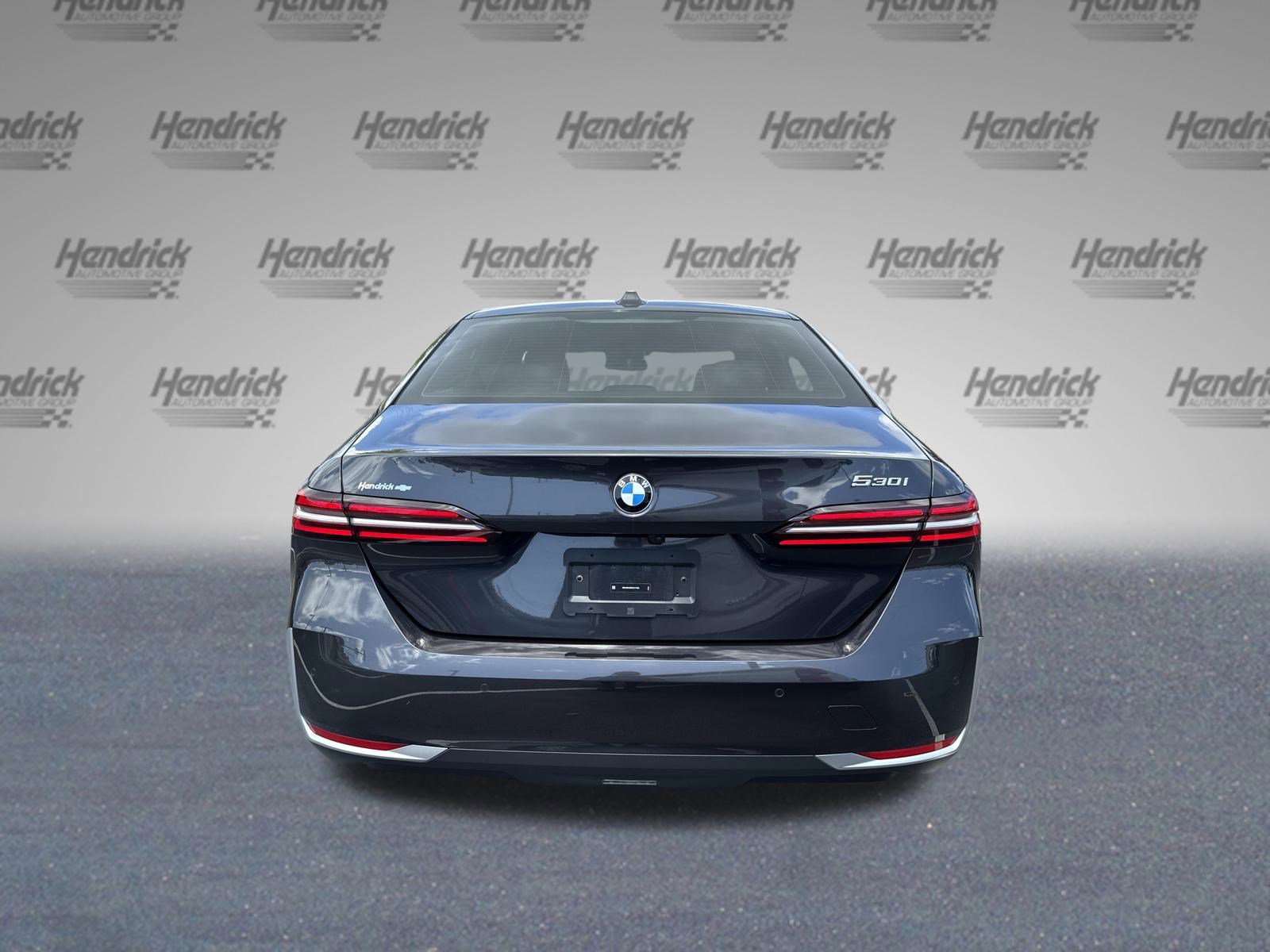 2024 BMW 5 Series 530i photo 3