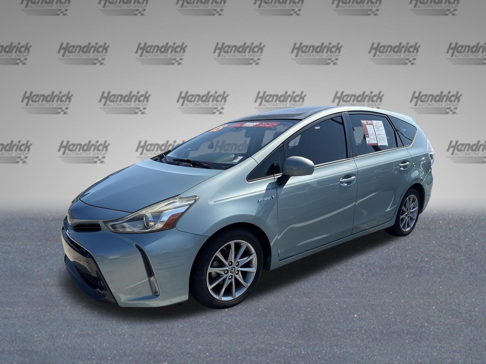Toyota Prius V Five