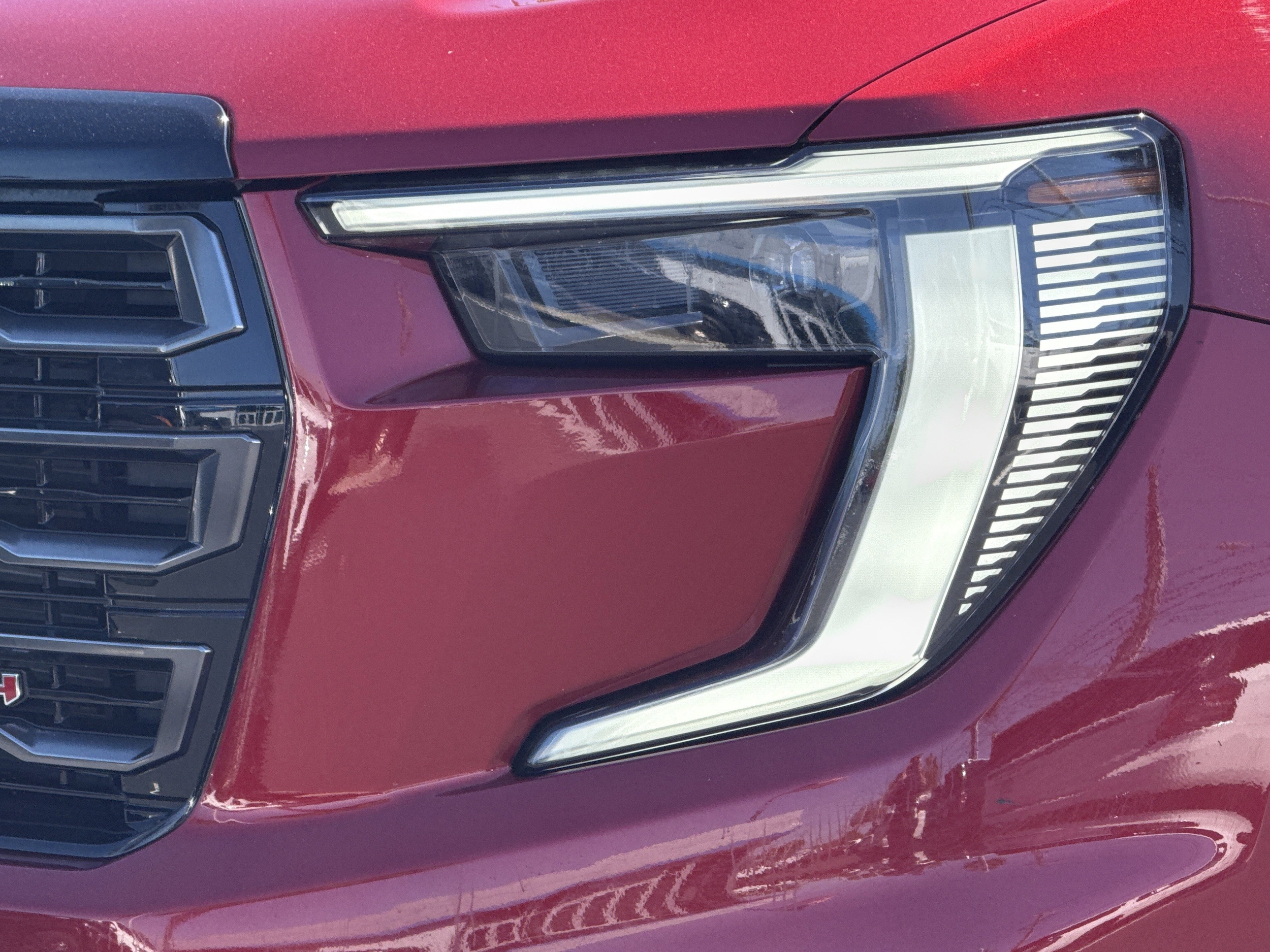 2024 GMC Acadia AWD AT4 photo 4