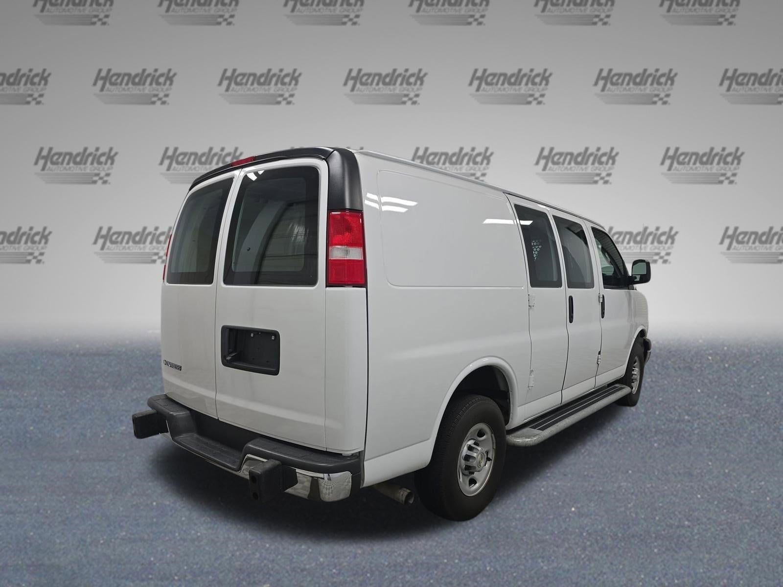 2024 Chevrolet Express Cargo Van photo 4