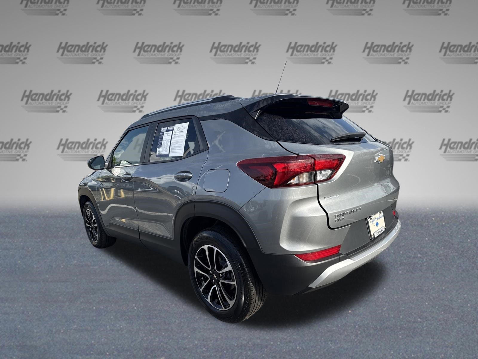 2025 Chevrolet Trailblazer LT photo 3