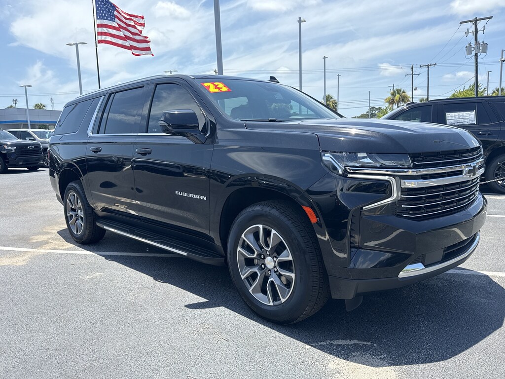 Used 2023 Chevrolet Suburban LT SUV