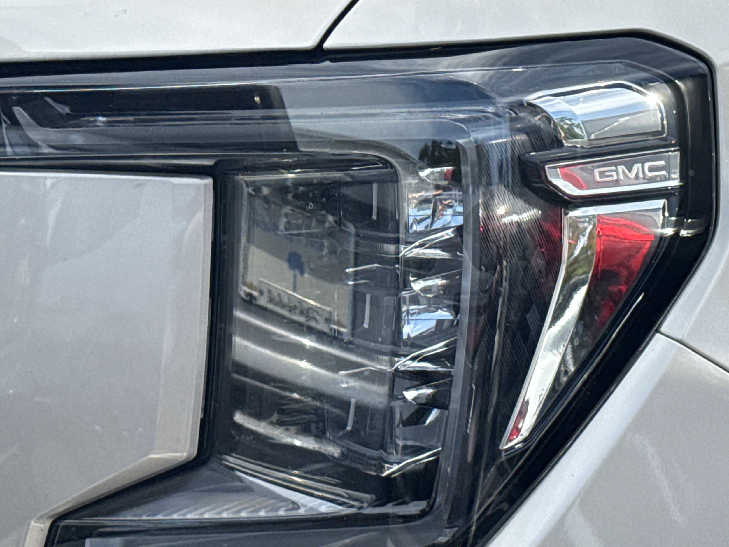 2021 GMC Yukon XL SLT photo 6