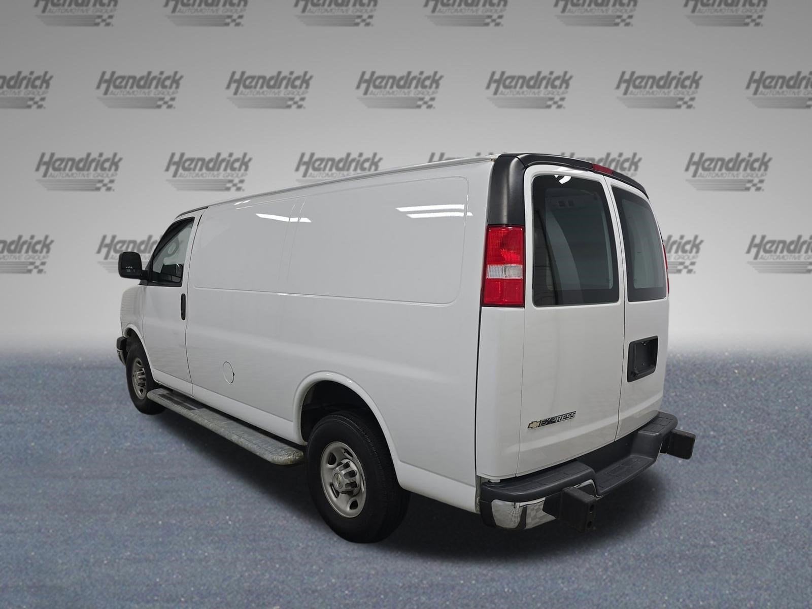 2024 Chevrolet Express Cargo Van photo 6