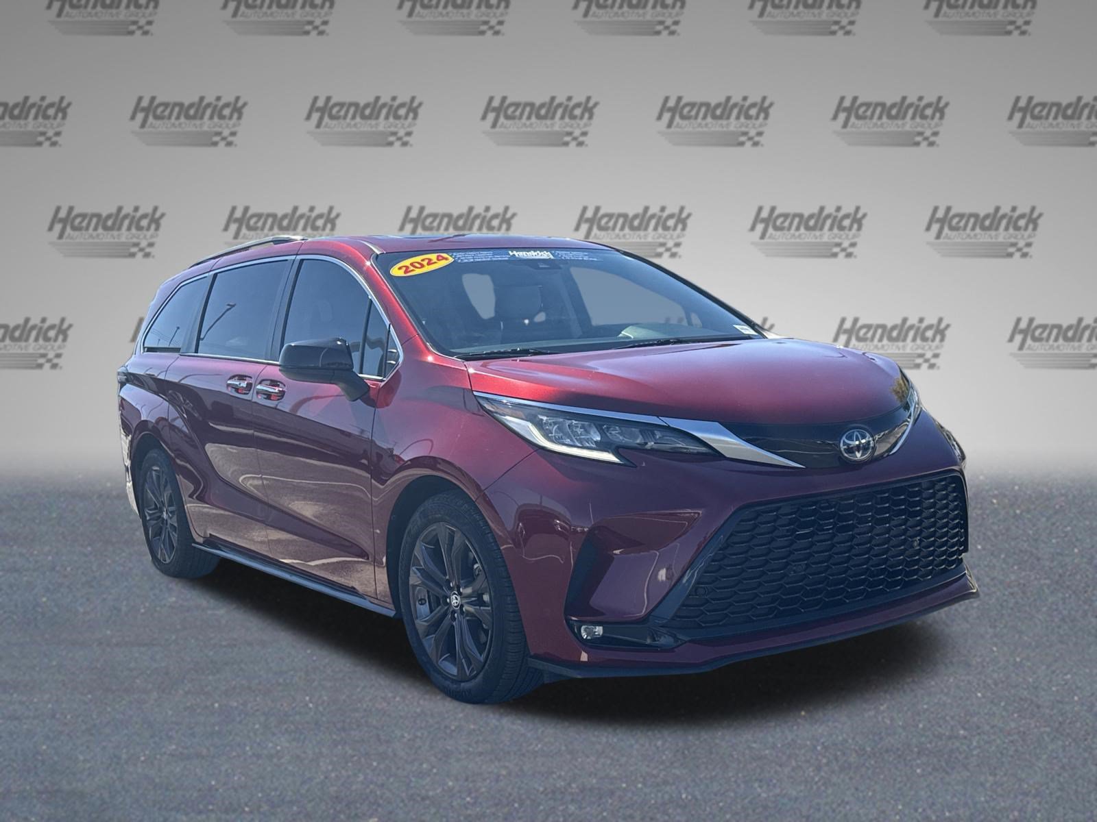 2022 Toyota Sienna XSE Minivan