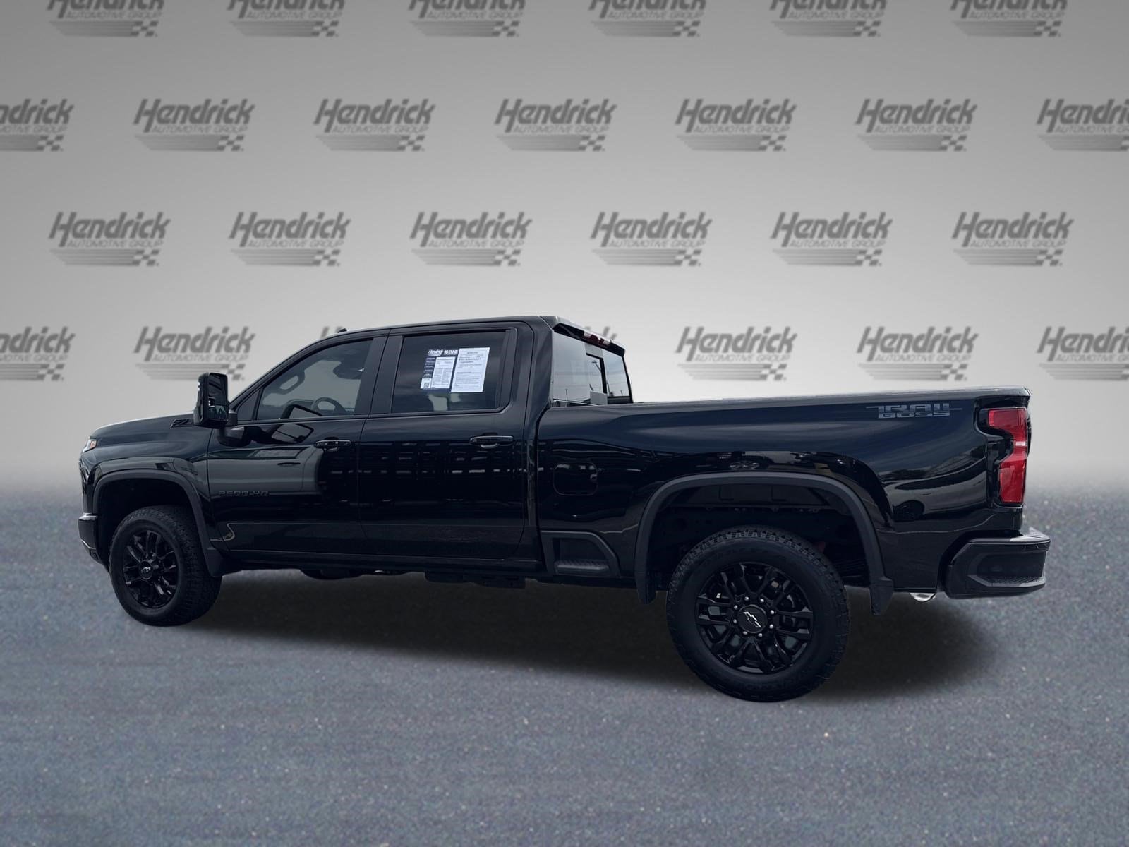 2025 Chevrolet Silverado 2500HD LT photo 5