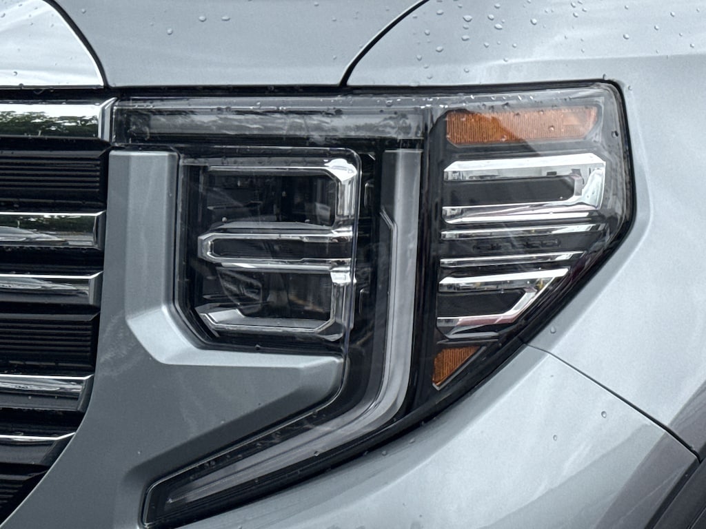 Used 2025 GMC Sierra 1500 SLT Pickup