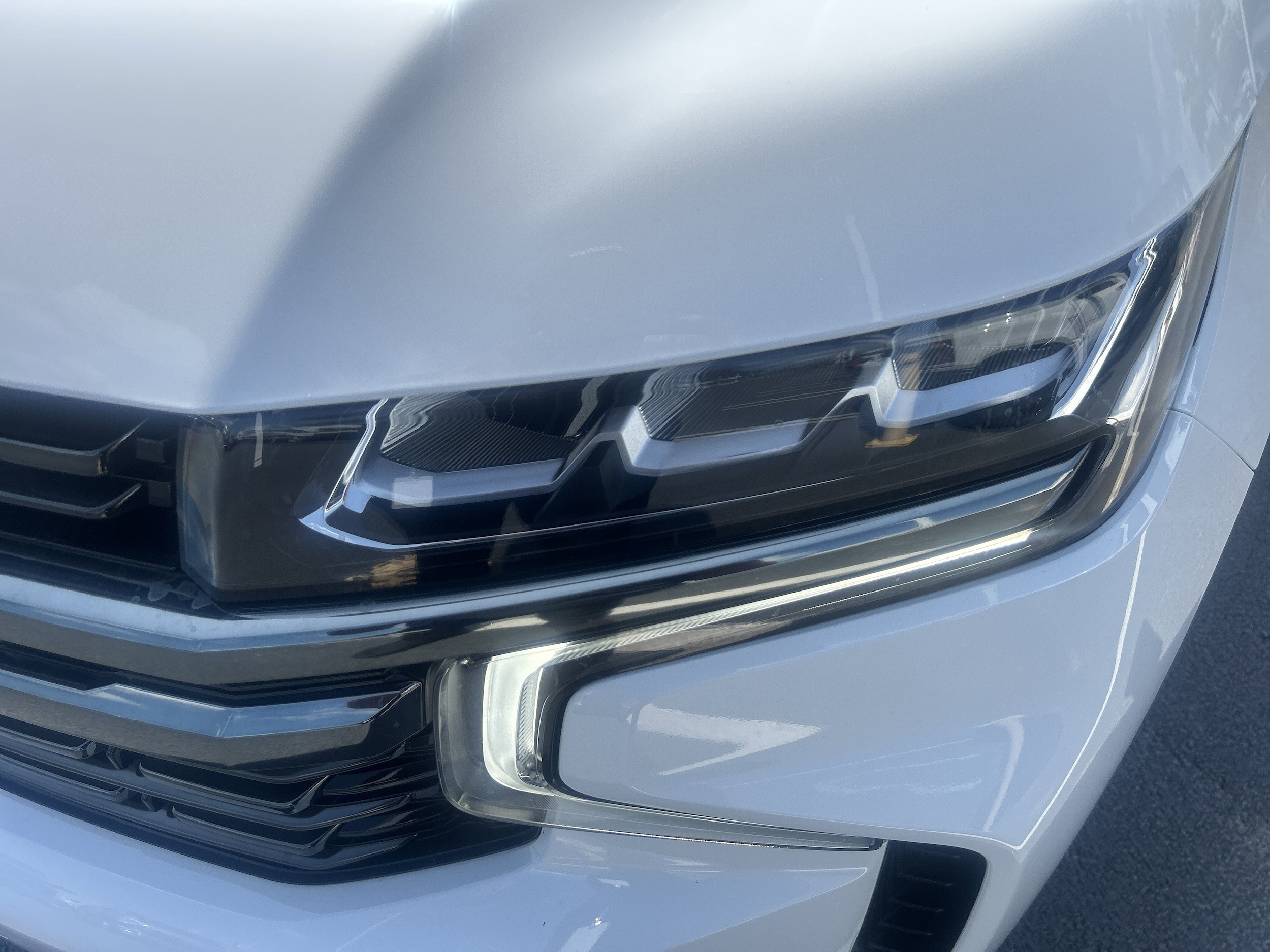 2022 Chevrolet Suburban RST photo 4