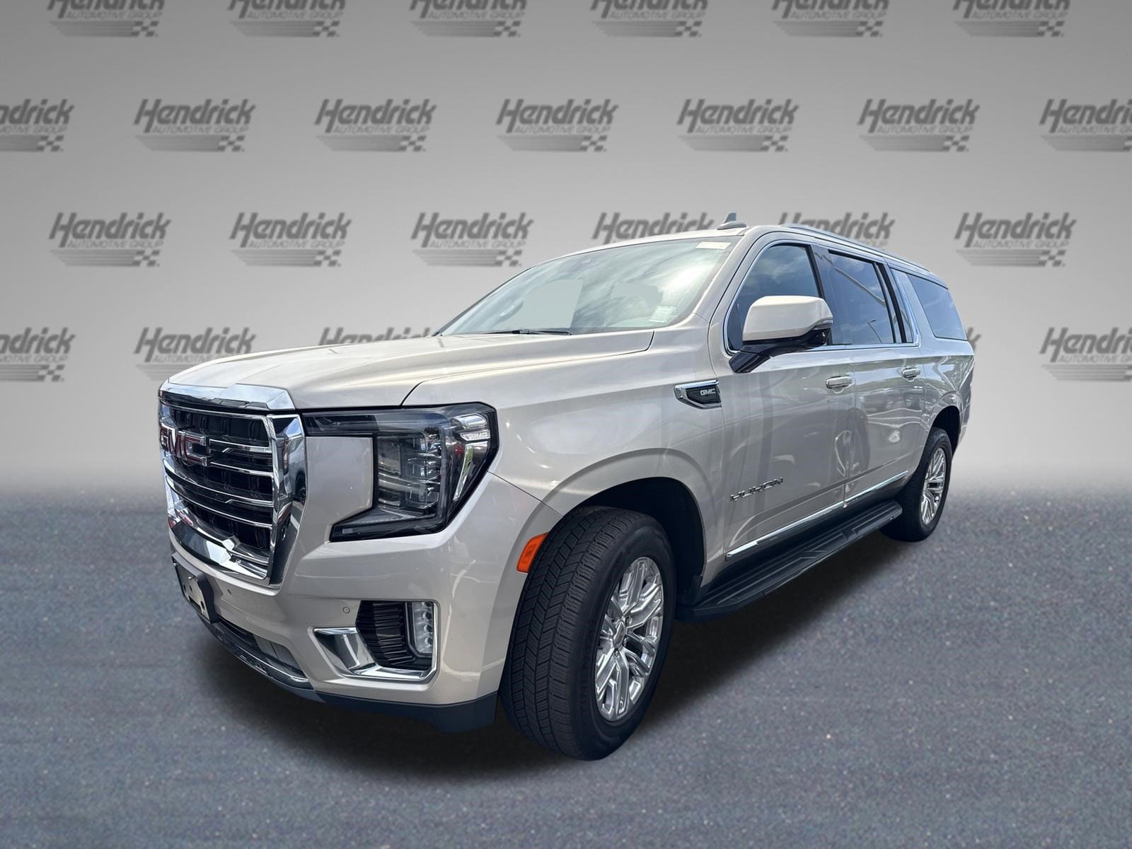 2021 GMC Yukon XL SLT photo 5