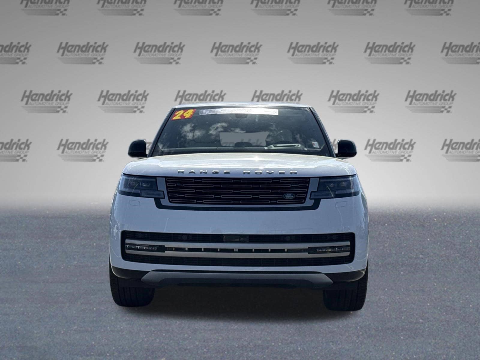 2024 Land Rover Range Rover SE photo 6