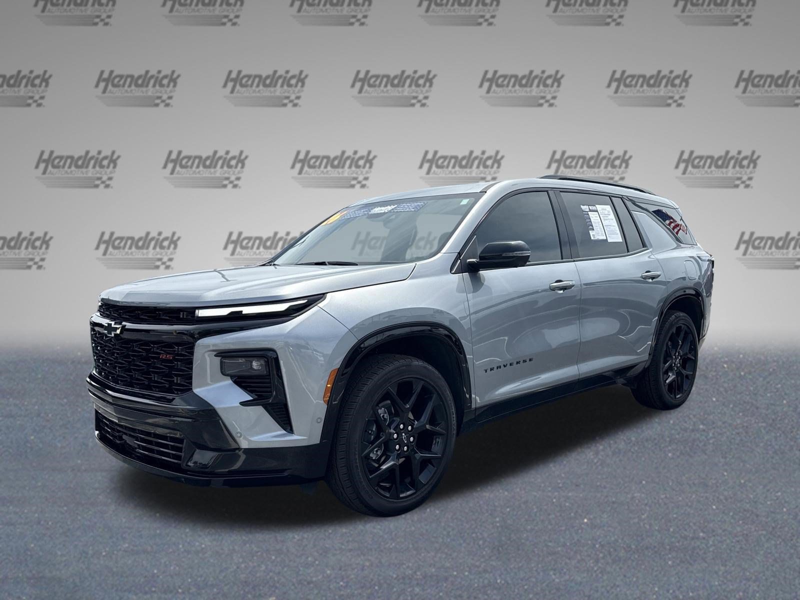 2026 Chevrolet Traverse FWD RS photo 4