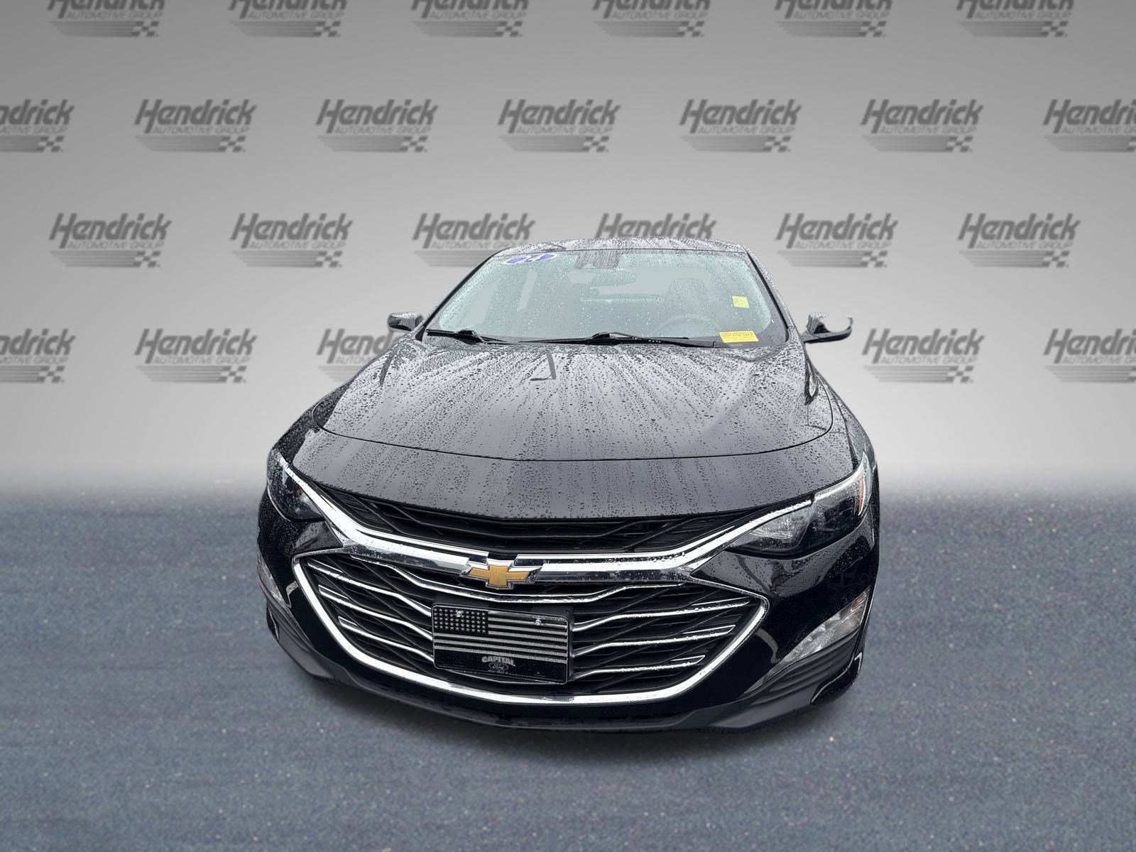 2024 Chevrolet Malibu 1LT photo 2