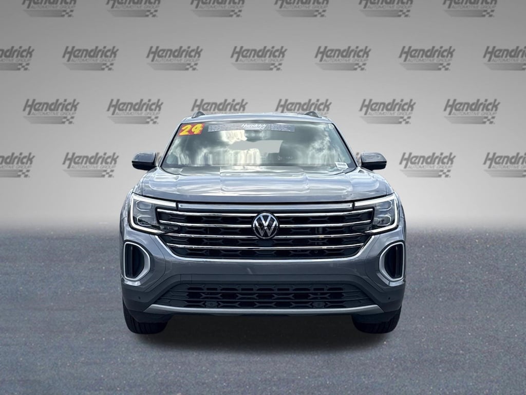 Used 2024 Volkswagen Atlas 2.0T SE w/Technology SUV