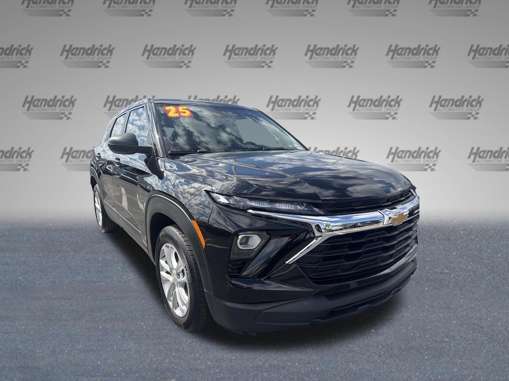 Used 2025 Chevrolet Trailblazer LS SUV