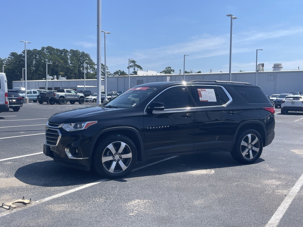 Used 2019 Chevrolet Traverse LT Cloth SUV