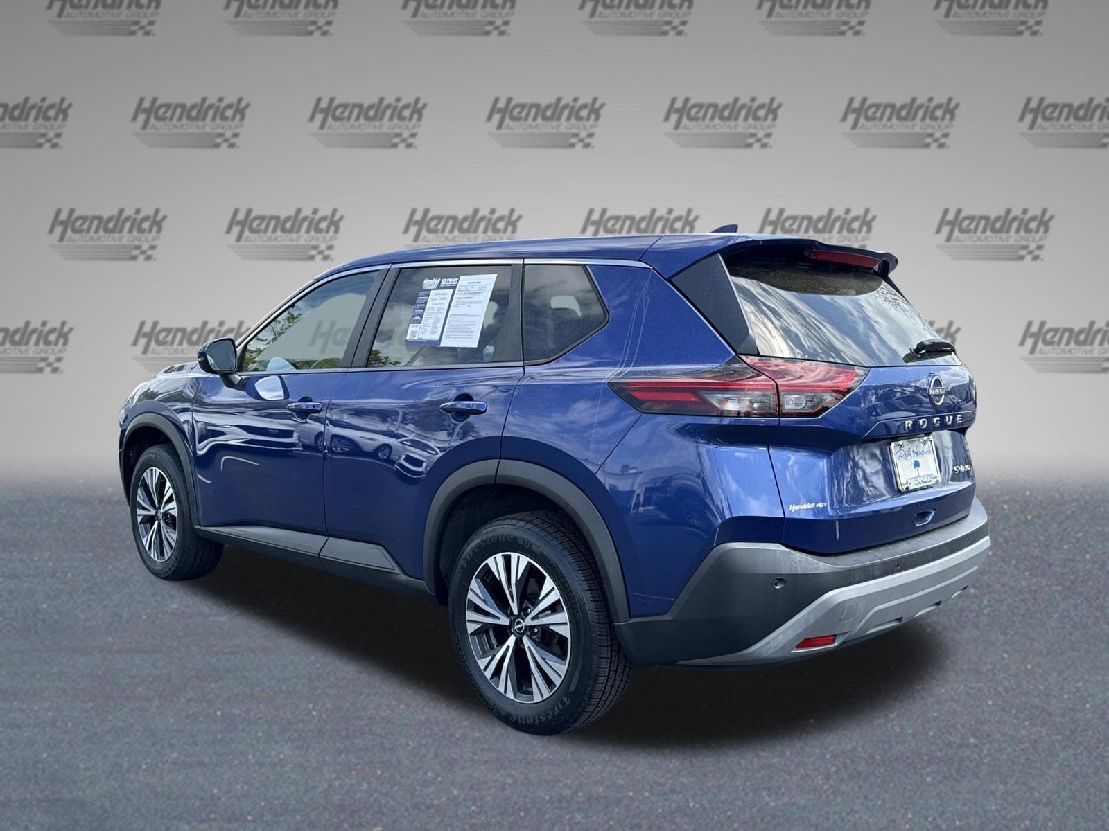 2022 Nissan Rogue SV photo 3