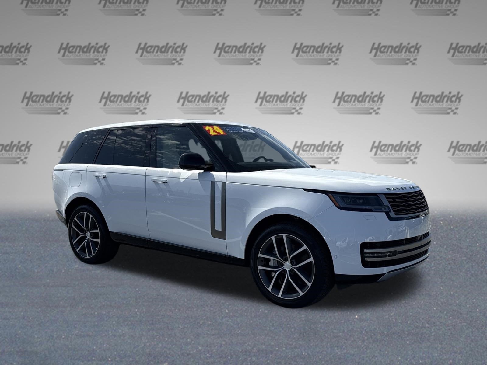2024 Land Rover Range Rover SE photo 5