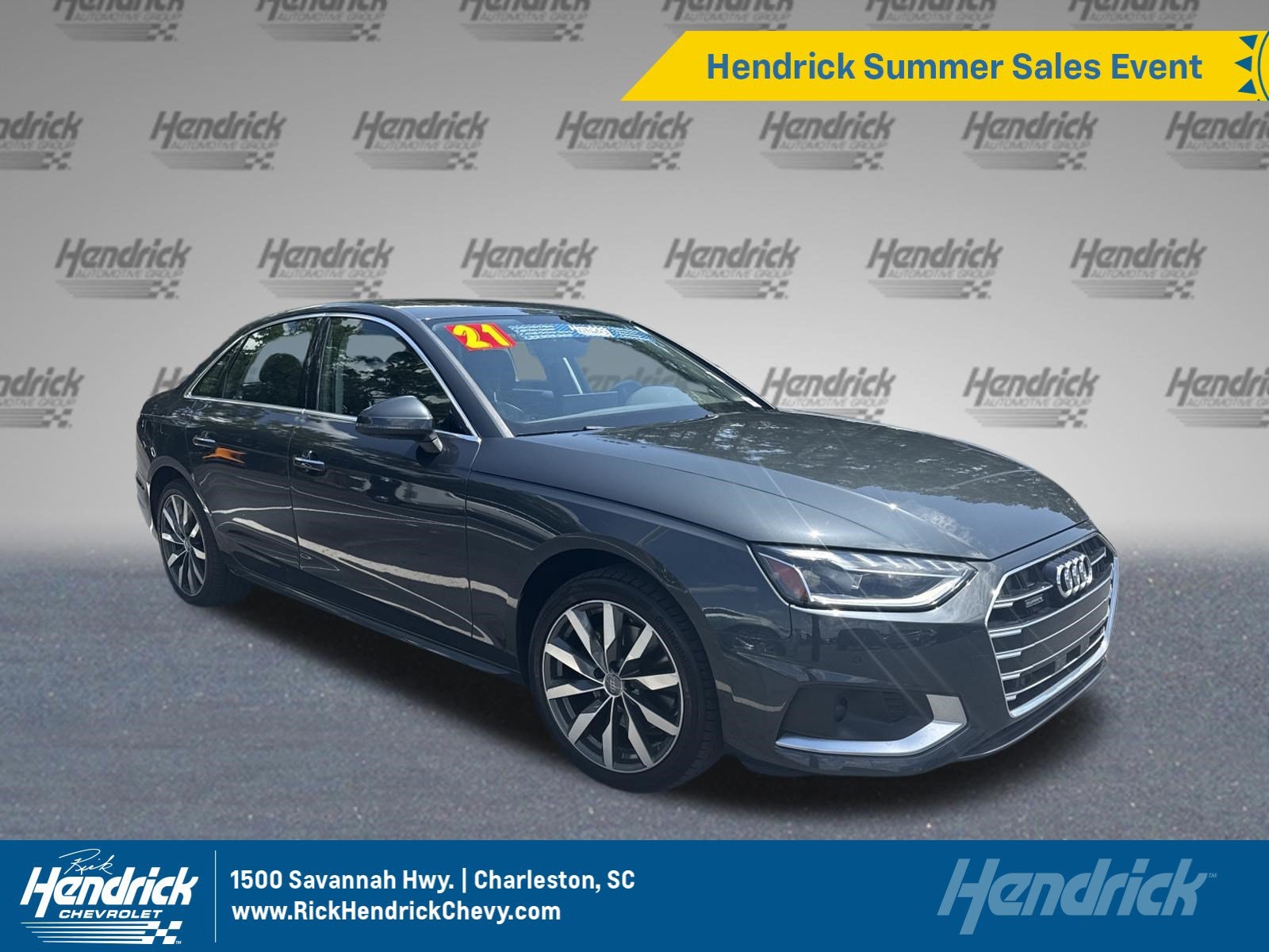 Audi A4 Sedan Premium Plus