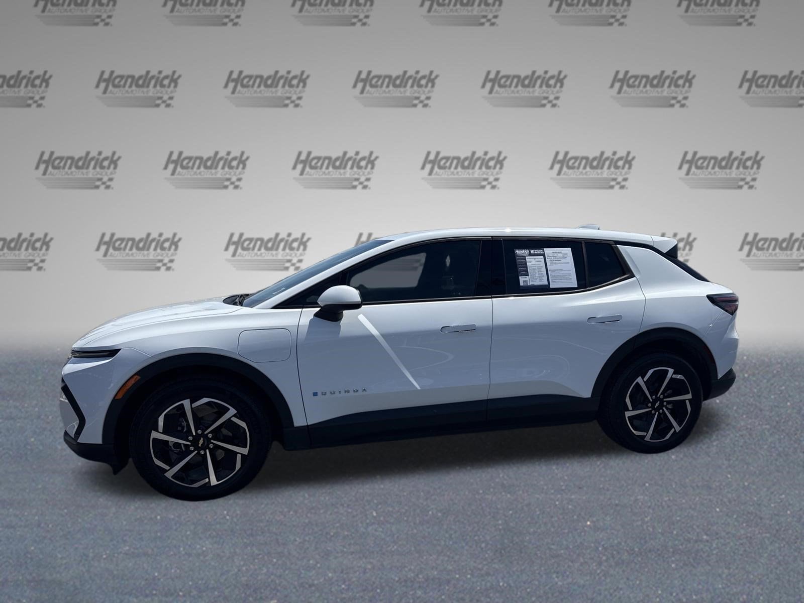 2025 Chevrolet Equinox EV LT1 w/PCY photo 6