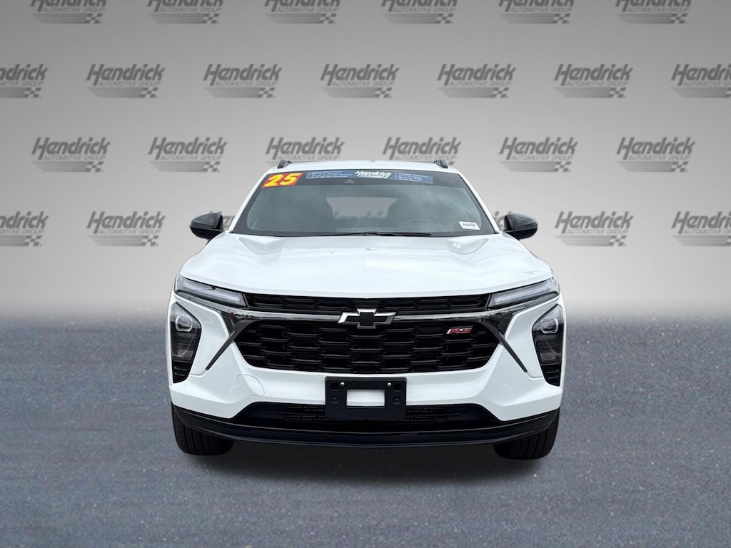 Used 2025 Chevrolet Trax 2RS SUV