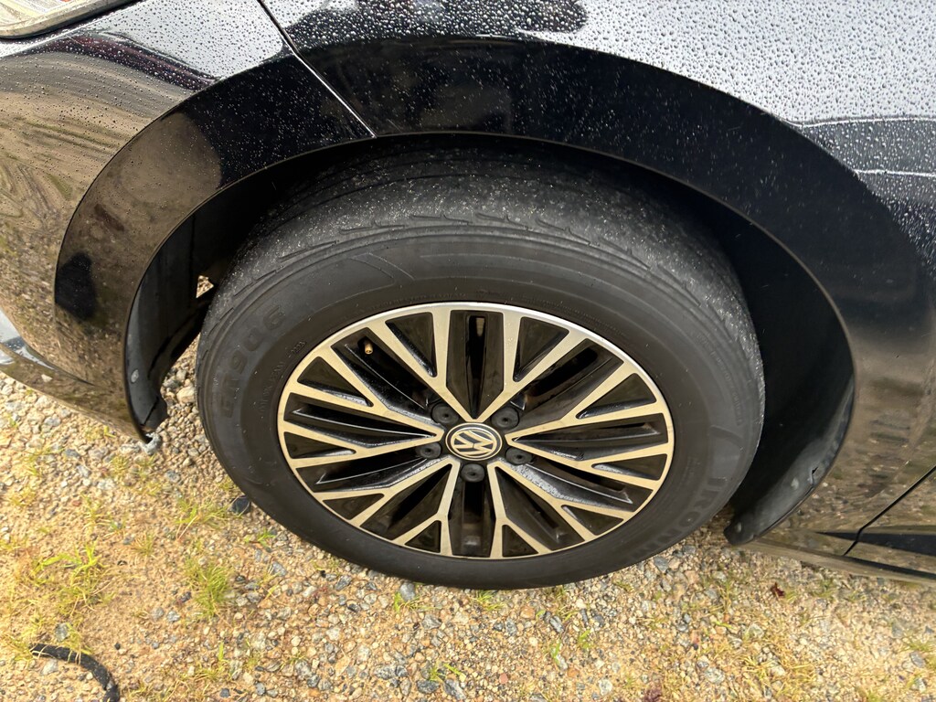 Used 2020 Volkswagen Jetta SE Sedan