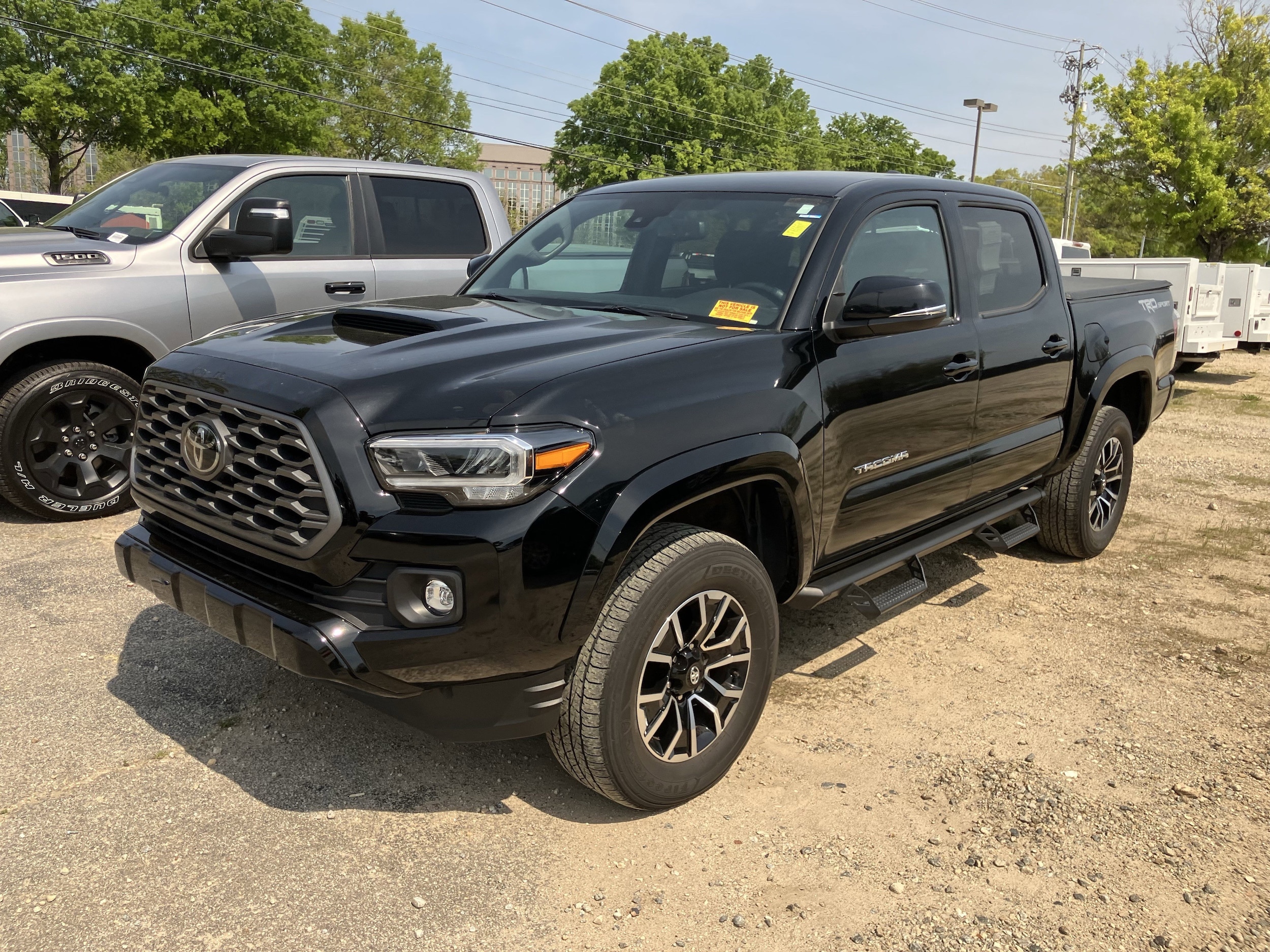 2023 Toyota Tacoma 2WD TRD Sport photo 2