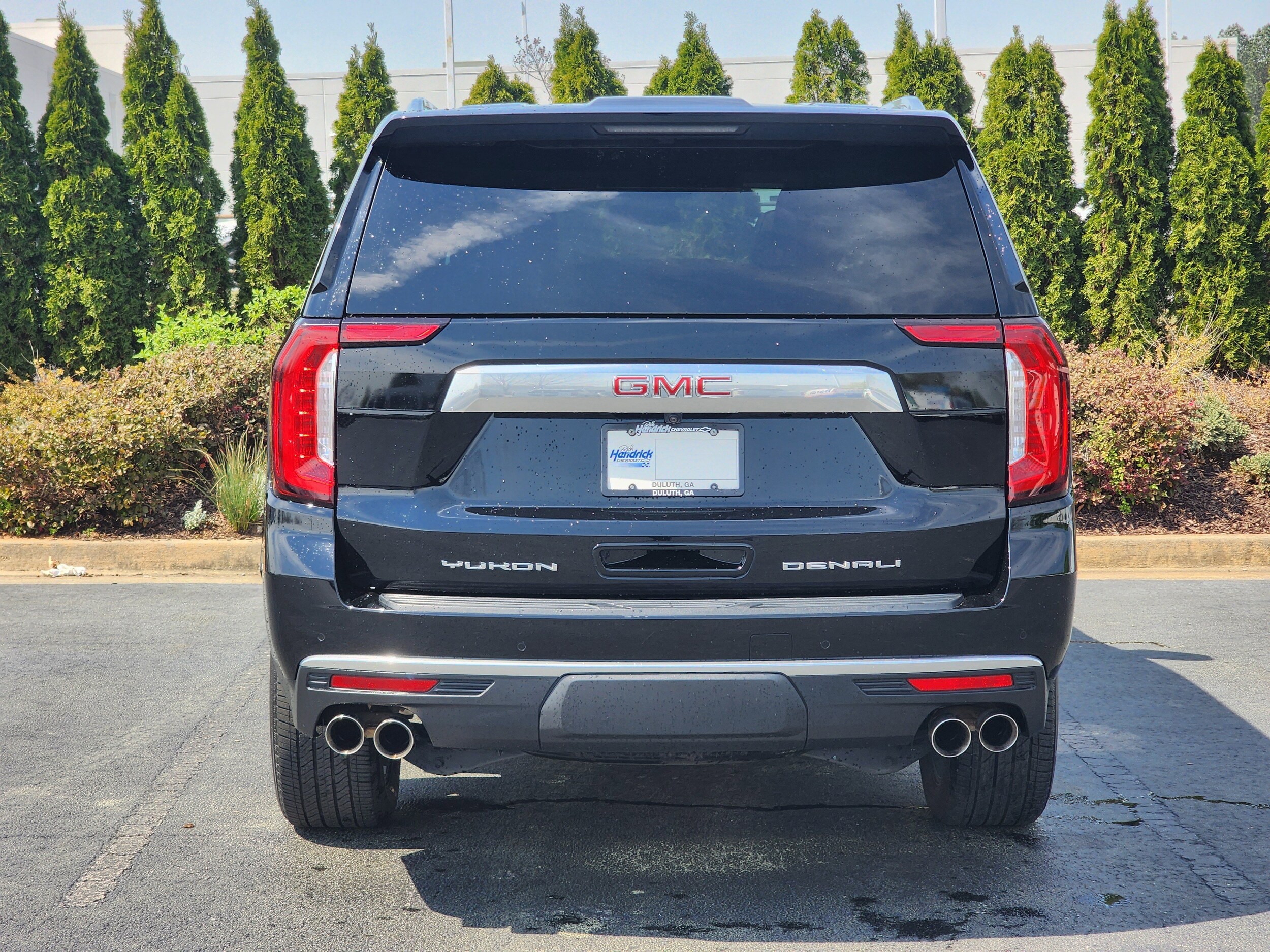 2023 GMC Yukon Denali photo 6
