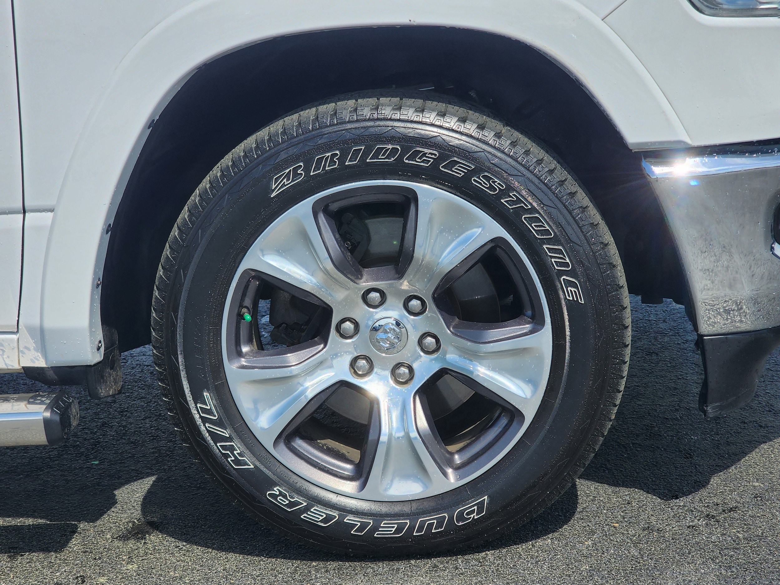 2022 Ram 1500 Laramie photo 4