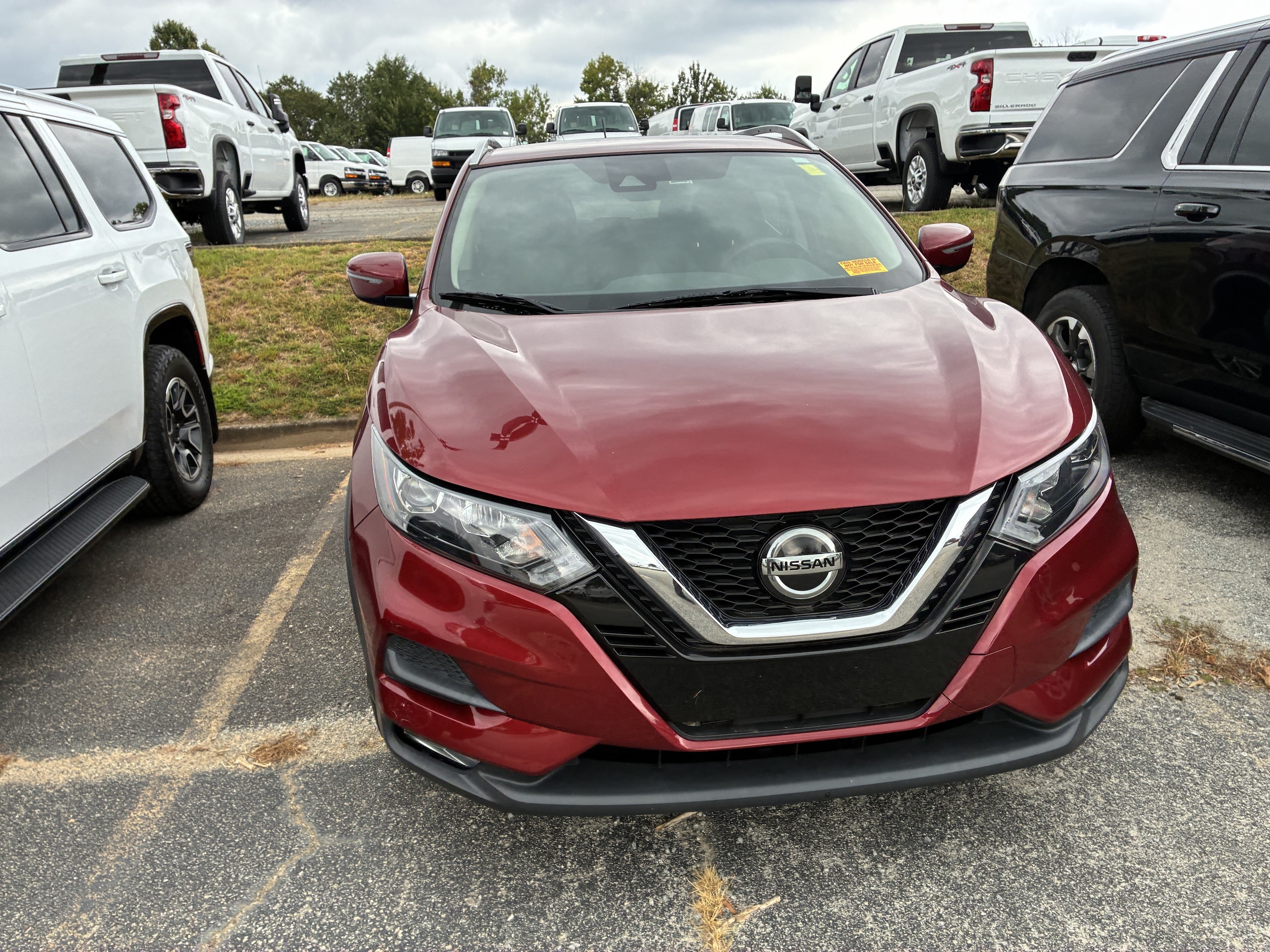 2022 Nissan Rogue Sport SV