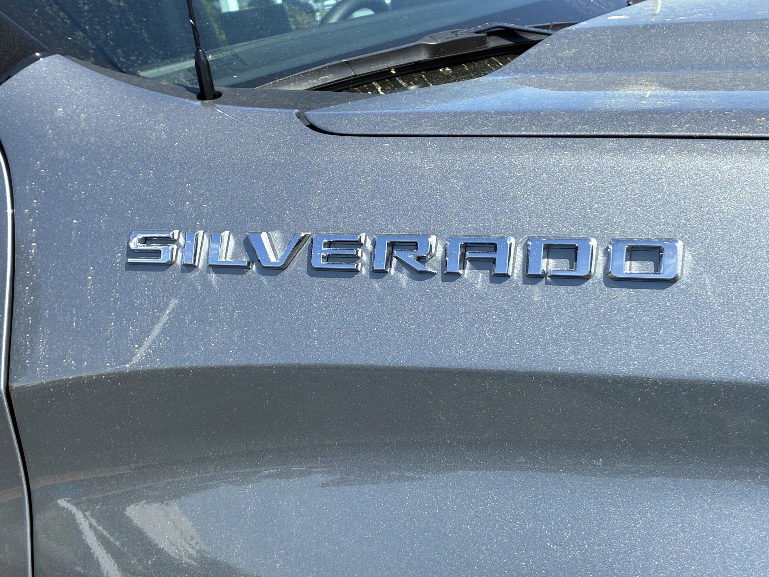 2025 Chevrolet Silverado 1500 RST photo 6