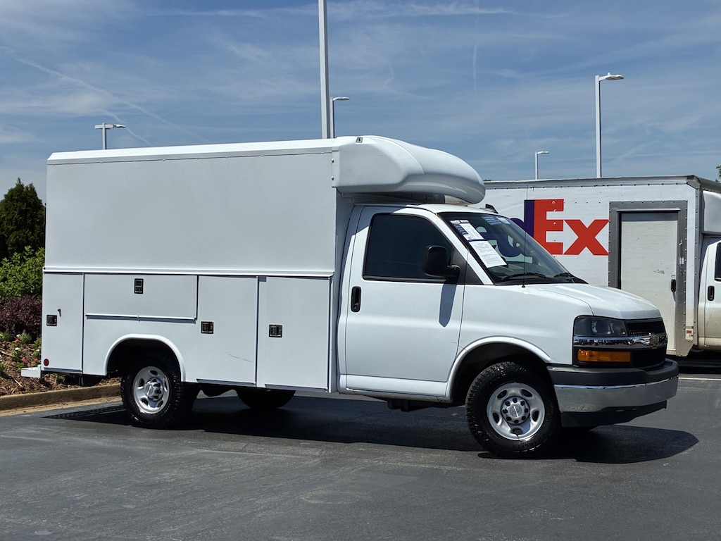 Used 2025 Chevrolet Express Commercial Cutaway Specialty