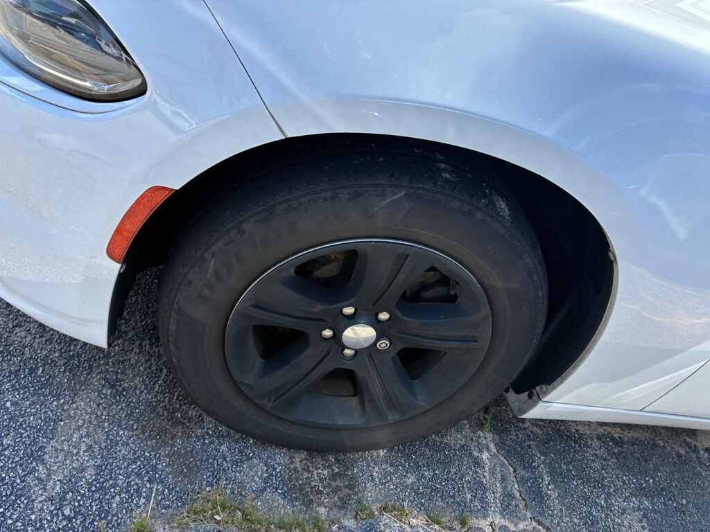 Used 2019 Dodge Charger SXT Sedan