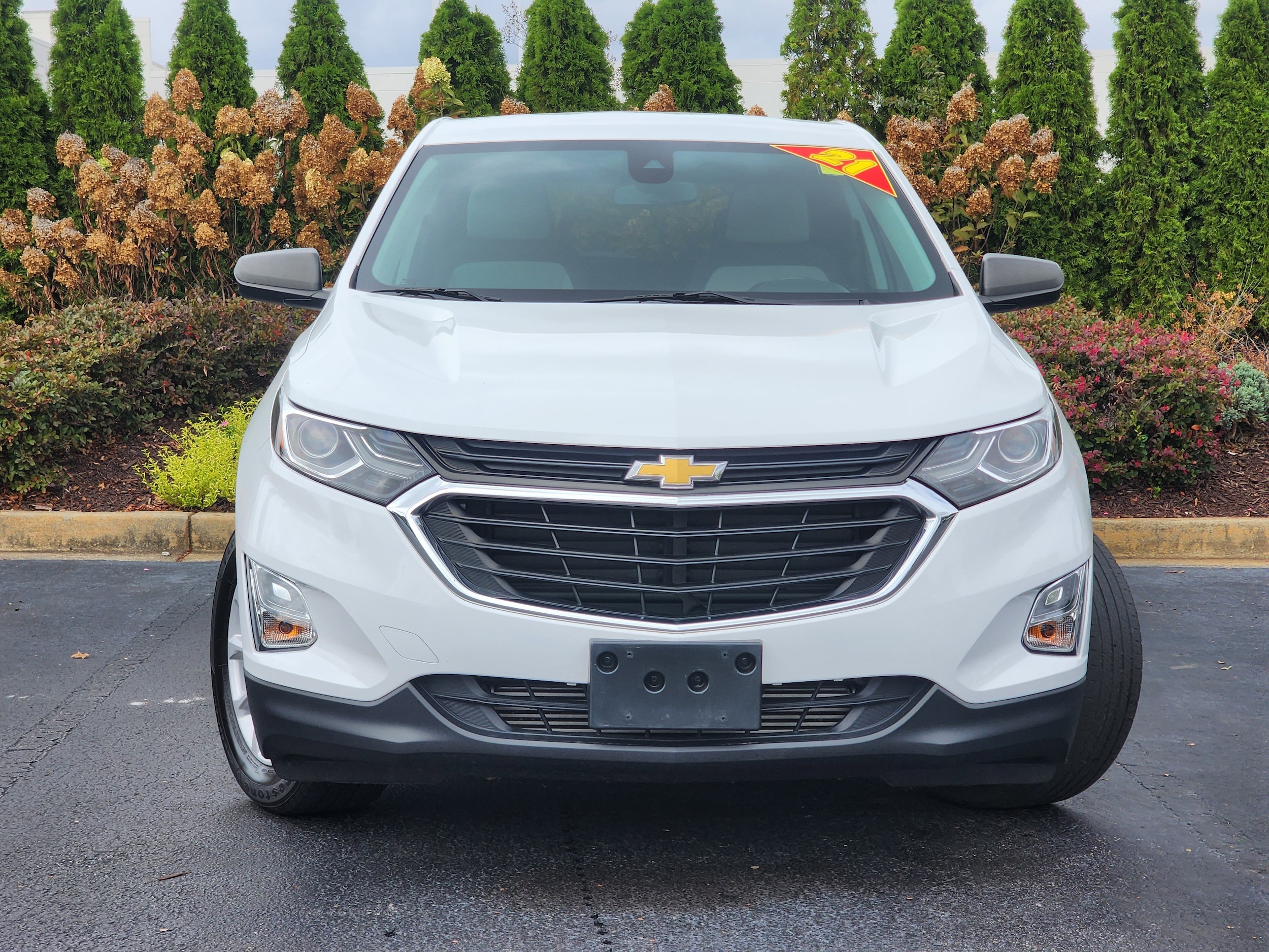 2021 Chevrolet Equinox LS photo 3