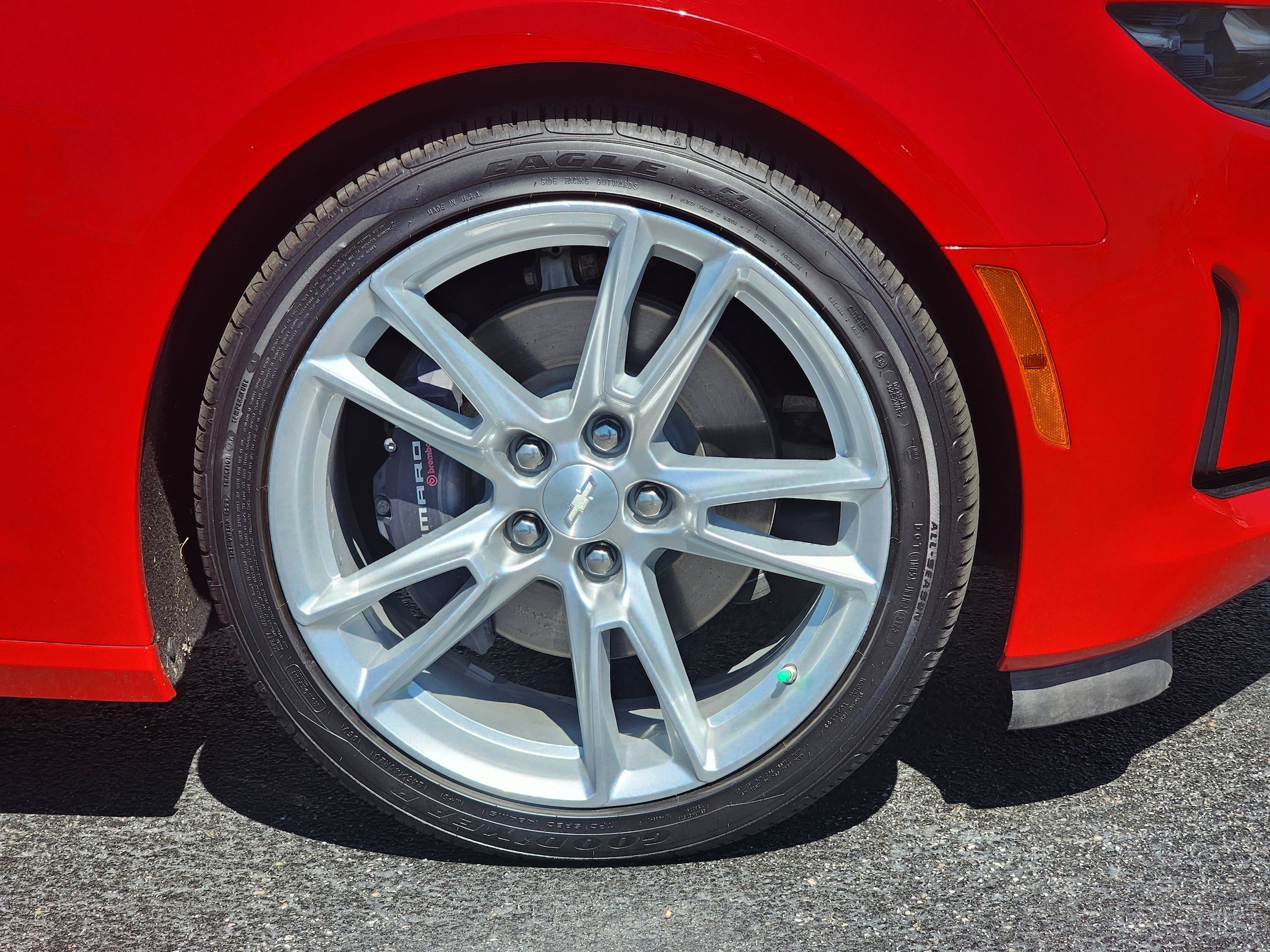 2022 Chevrolet Camaro LT1 photo 5