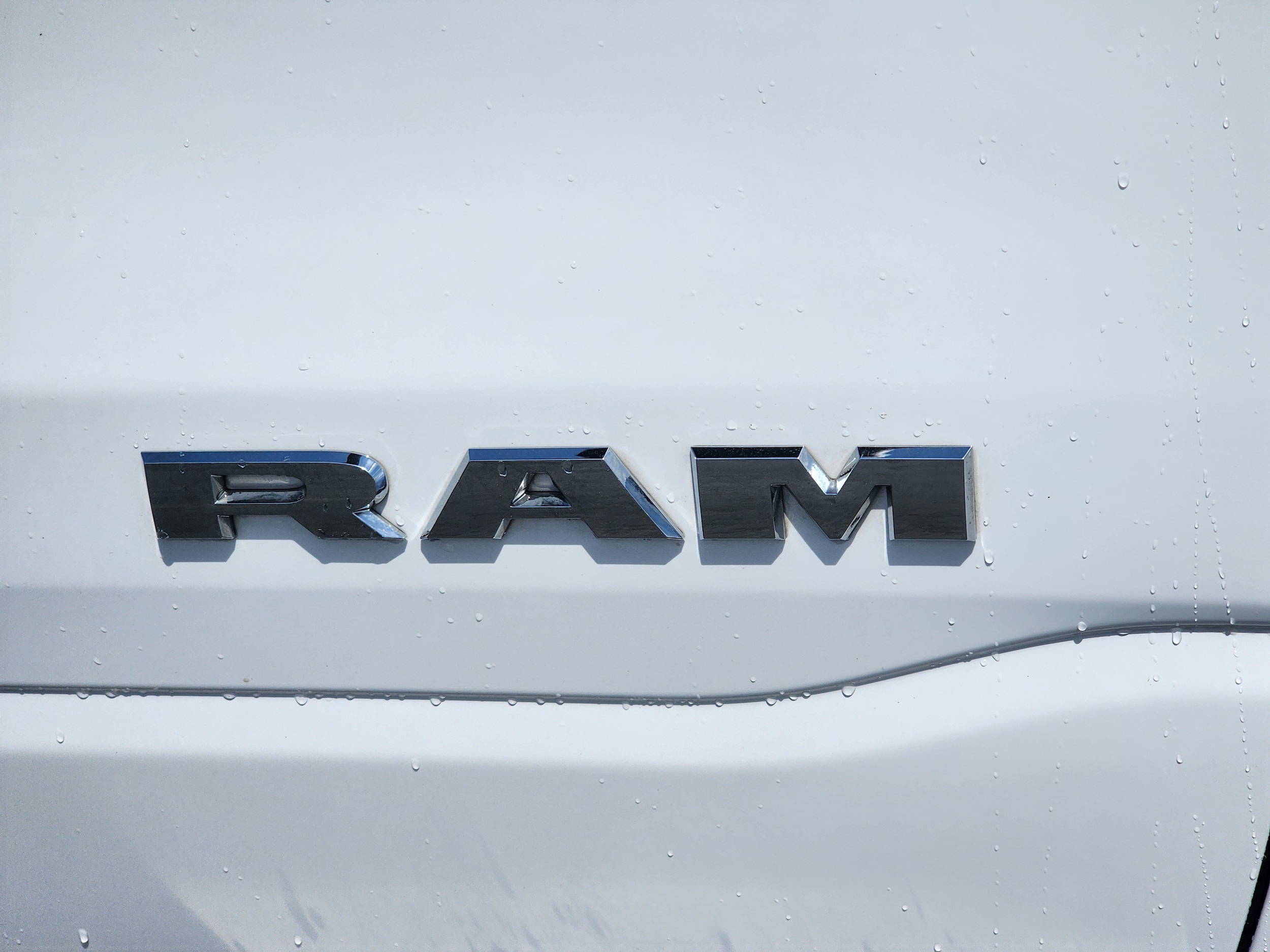 2022 Ram 1500 Laramie photo 5