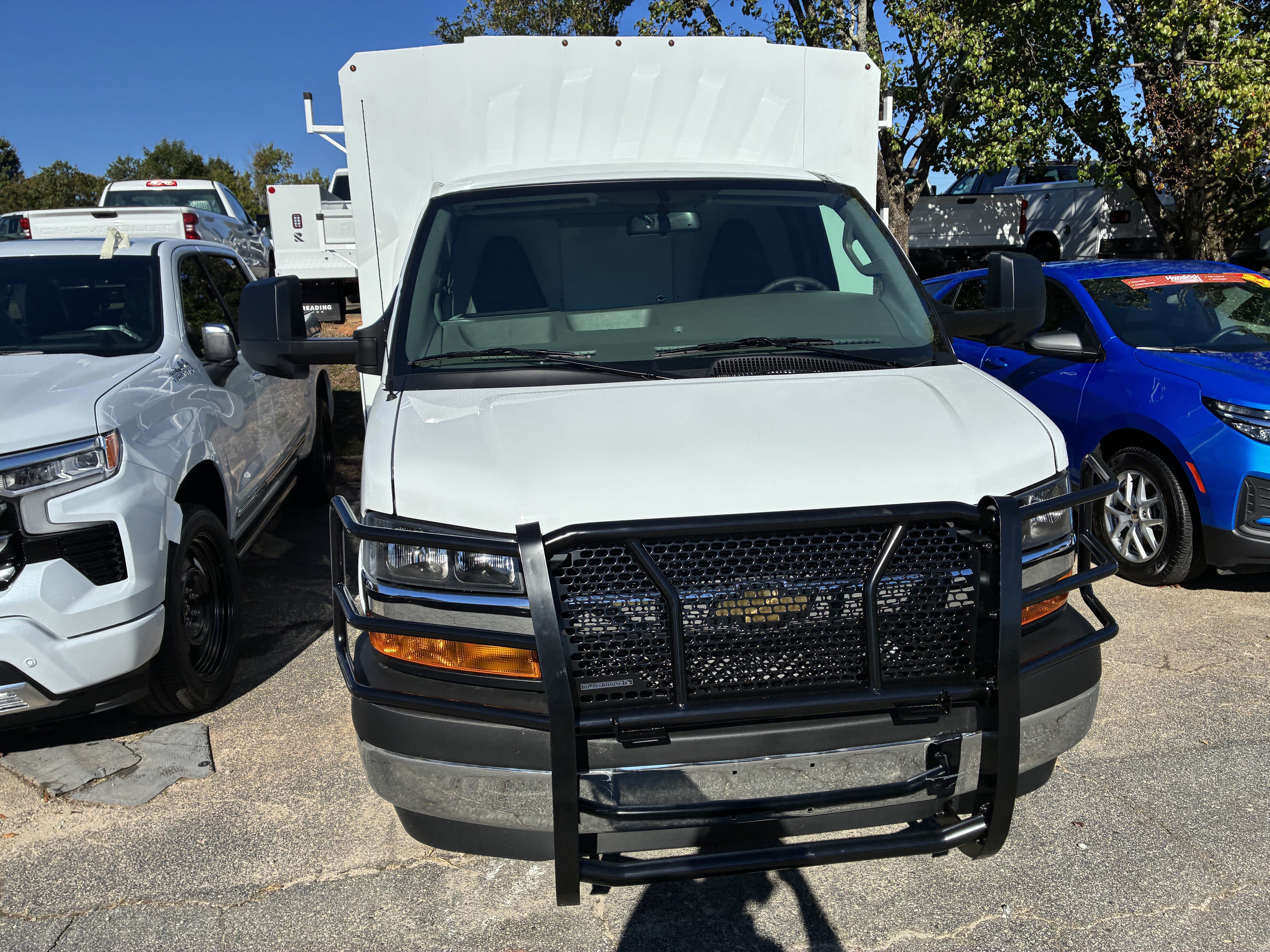 2024 Chevrolet Express Commercial Cutaway Specialty