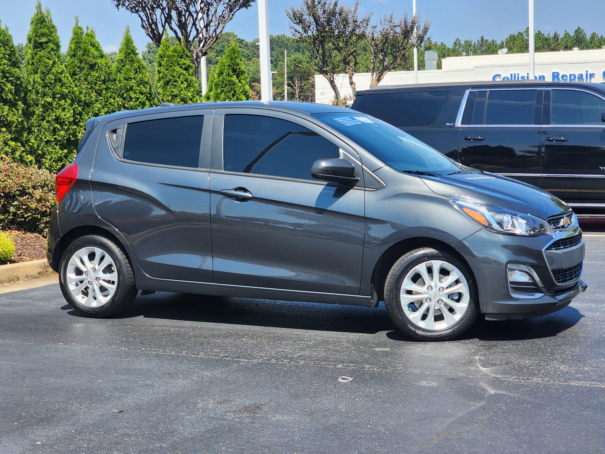 2022 Chevrolet Spark 1LT photo 2