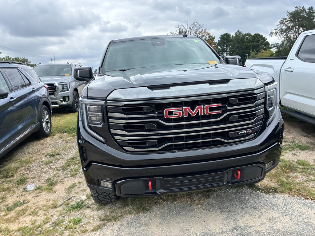 Used 2022 GMC Sierra 1500 AT4 Pickup Truck