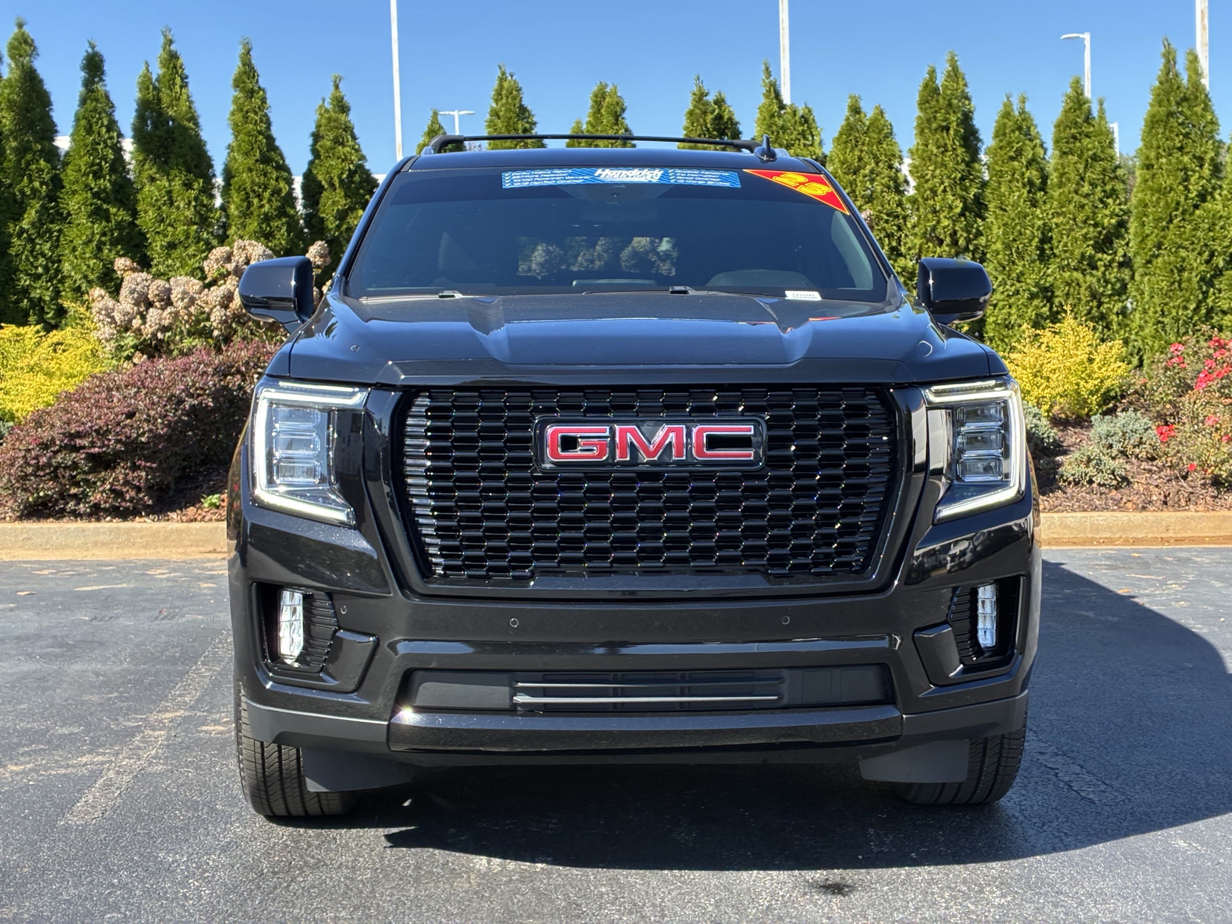 Used 2023 GMC Yukon XL SLE SUV