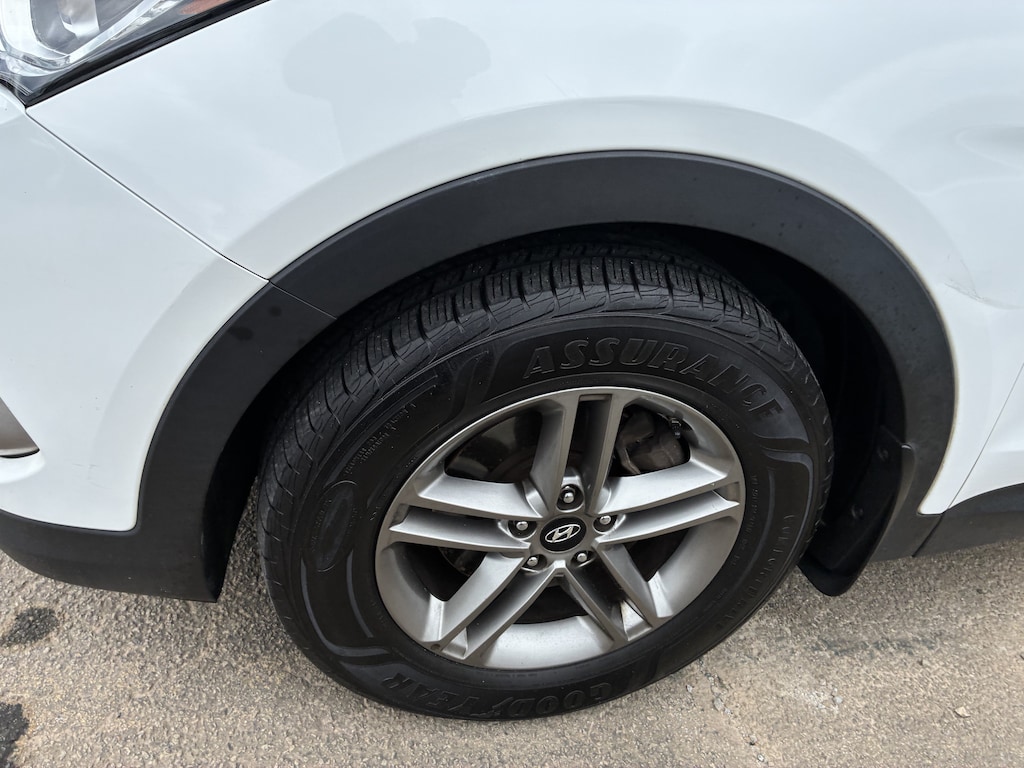 Used 2018 Hyundai Santa Fe Sport 2.4L SUV