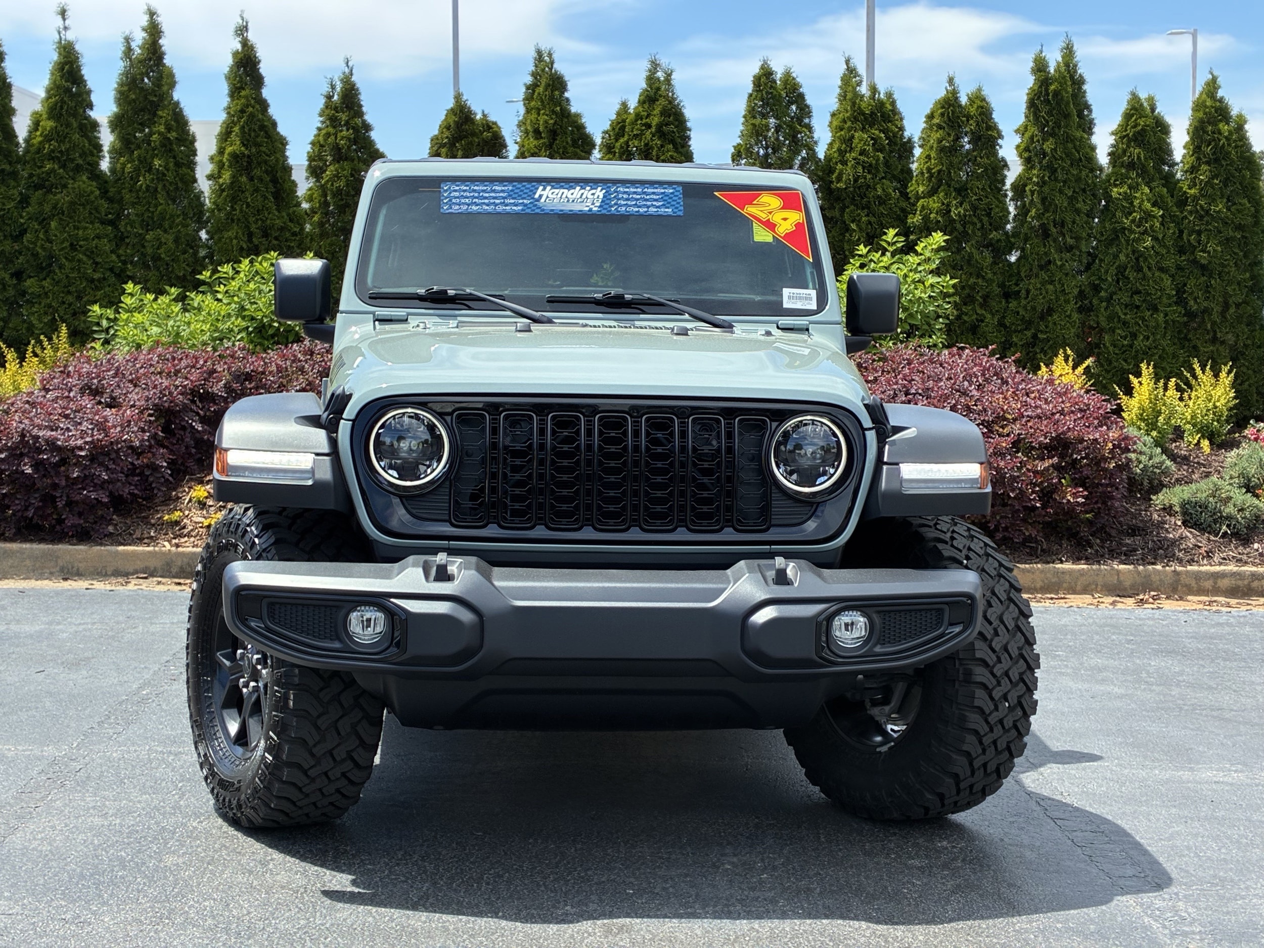 2024 Jeep Wrangler Willys photo 4
