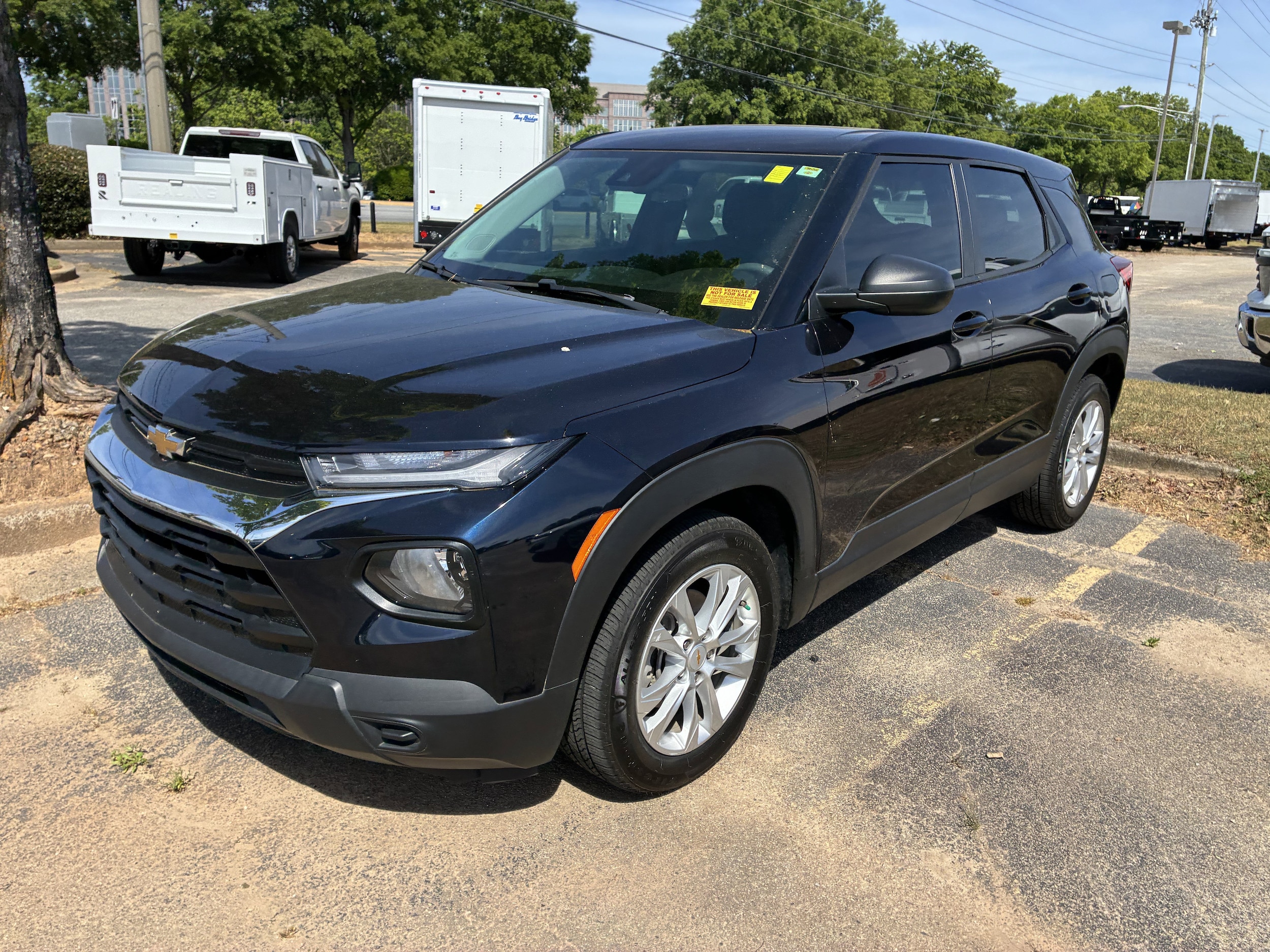 2021 Chevrolet Trailblazer LS photo 2