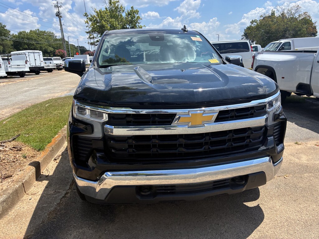 Used 2024 Chevrolet Silverado 1500 LT Pickup Truck