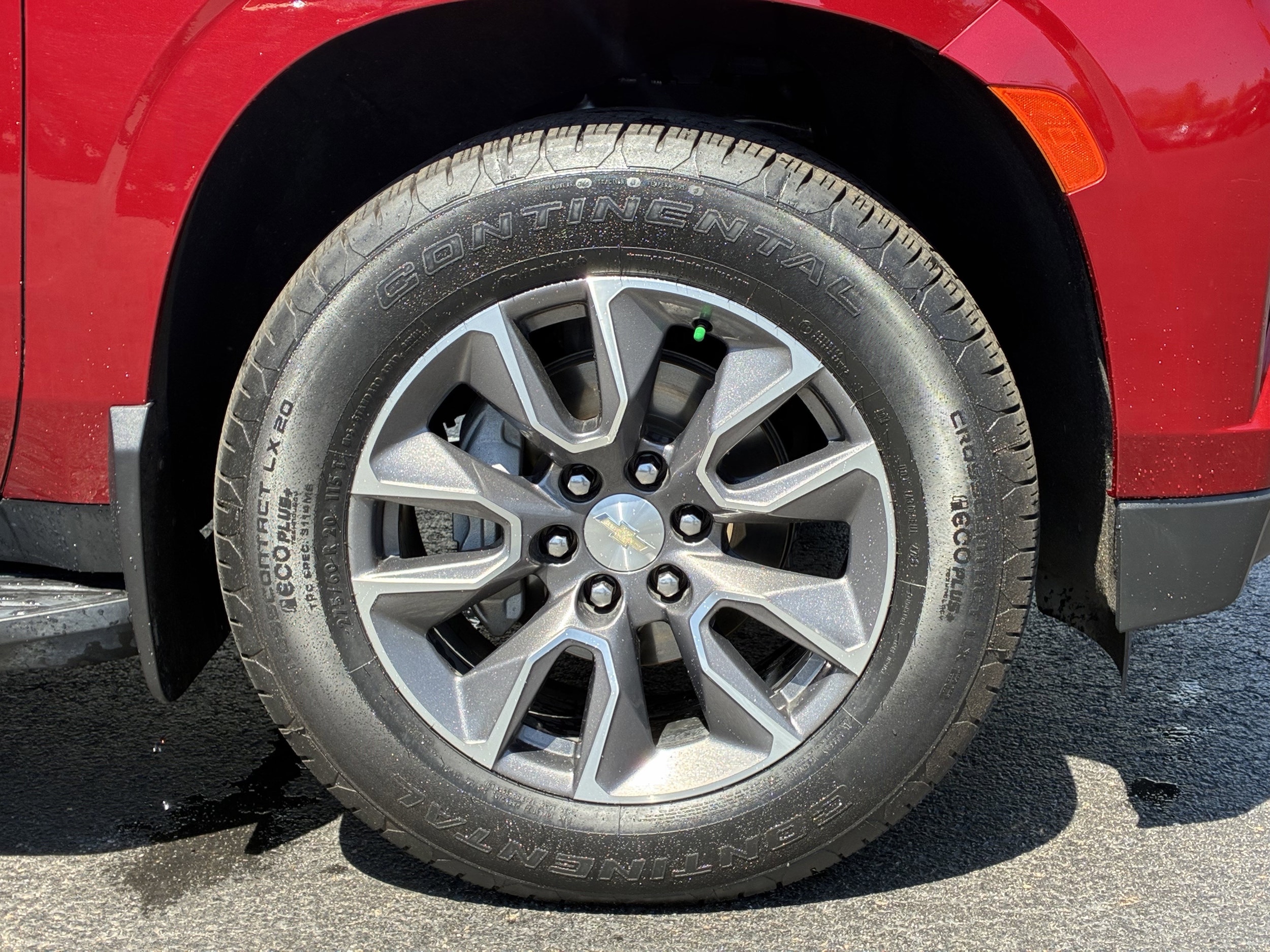 2022 Chevrolet Tahoe LT photo 4