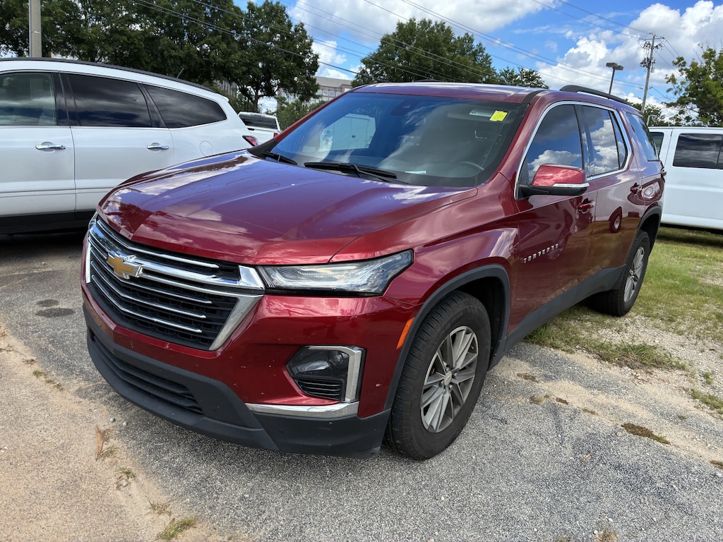Used 2023 Chevrolet Traverse LT Cloth SUV